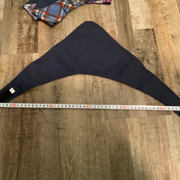 Daba Doo Adjustable Velcro Dog Scarf (“5”/Med-Large)NWOT - Picture 2 of 2